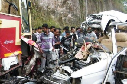 পাঞ্জাবে সড়ক দুর্ঘটনায় ৯ জনের প্রাণহানি