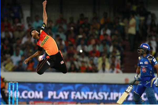 ফাইনালে নামবেন মুস্তাফিজ