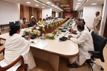 প্রথম বৈঠকেই কর্মীদের বেতন বৃদ্ধির সিদ্ধান্ত