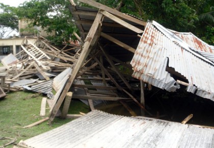 ২টি শ্রেণিকক্ষে পরীক্ষা দিচ্ছে তিনশ' শিক্ষার্থী