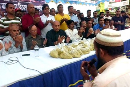 জিয়ার মৃত্যুবার্ষিকীতে টাঙ্গাইলে দোয়া মাহফিল ও কাঙ্গালি ভোজ