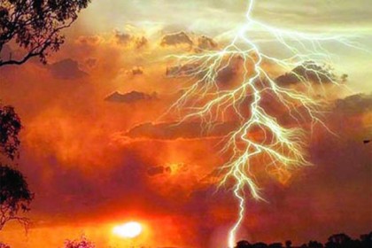 গাজীপুরে বজ্রপাতে ৪ জনের মৃত্যু