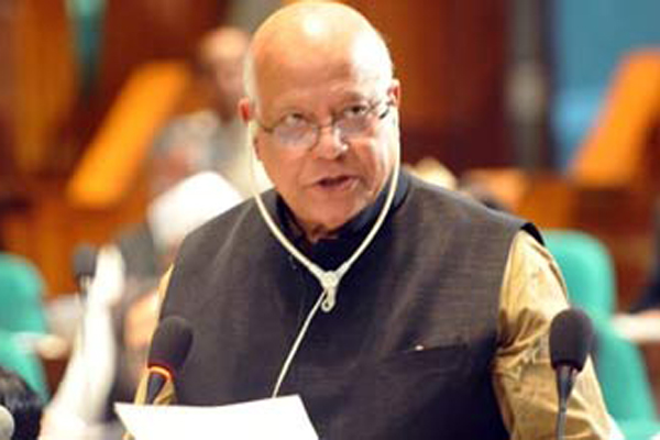 বাজেট উপস্থাপন করছেন অর্থমন্ত্রী