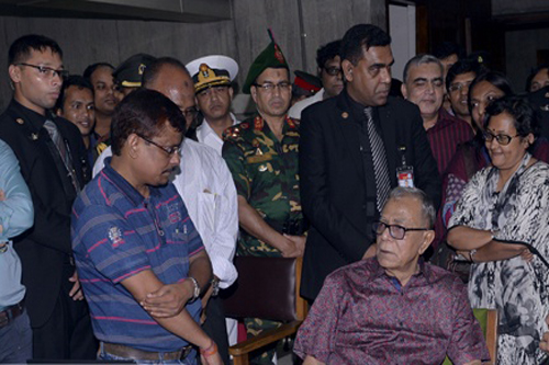 গণমাধ্যম কর্মীদের সঙ্গে সময় কাটালেন রাষ্ট্রপতি