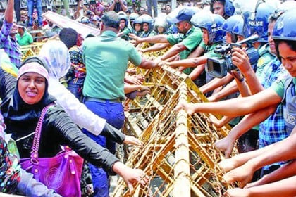 ১৪০০ নার্সকে আসামি করে পুলিশের মামলা