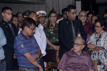 গণমাধ্যম কর্মীদের সঙ্গে সময় কাটালেন রাষ্ট্রপতি