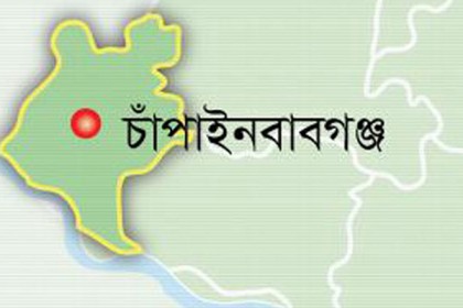 চাঁপাইনবাবগঞ্জে মুক্তিযোদ্ধার বাড়িতে সন্ত্রাসী হামলা