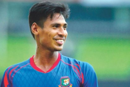 এবার স্টিয়ারিং হাতে মুস্তাফিজ
