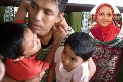 মেরাদিয়া কবরস্থানে শায়িত বাবুল আক্তারের স্ত্রী মিতু