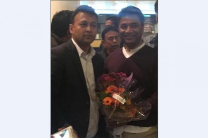 মেয়র আনিসুল হককে ডেনমার্ক বিমানবন্দরে অভ্যর্থনা