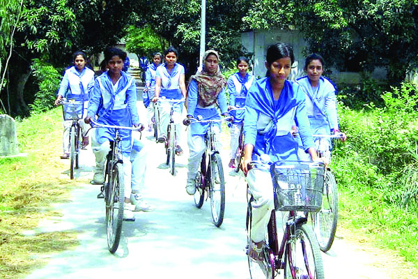 ওরা নারী অগ্রযাত্রার প্রতীক