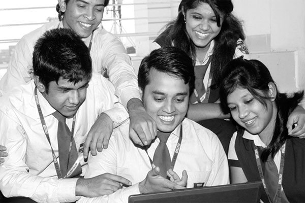 অনলাইনে উচ্চ মাধ্যমিকে ভর্তি সংক্রান্ত তথ্য