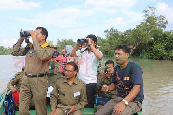 সুন্দরবনে স্মার্ট পেট্রোলিং অভিযান শুরু, চলবে ৬ মাস