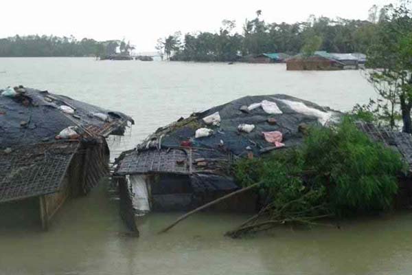 টেকনাফে টানা বৃষ্টিতে জনজীবন বিপর্যস্ত, ২৫ গ্রাম প্লাবিত