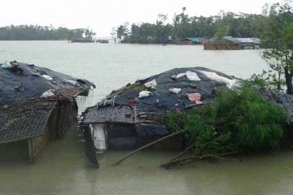 টেকনাফে টানা বৃষ্টিতে জনজীবন বিপর্যস্ত, ২৫ গ্রাম প্লাবিত