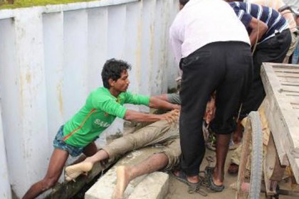 ময়মনসিংহে ড্রেন থেকে যুবকের লাশ উদ্ধার