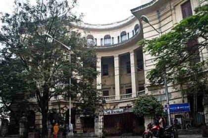 কলকাতার স্টেটসম্যান ভবনে অগ্নিকাণ্ড