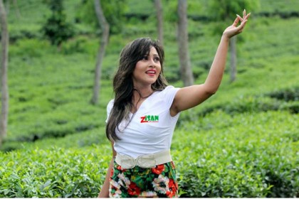 ওজন কমাতে গিয়ে হাসপাতালে ঢাকাই নায়িকা
