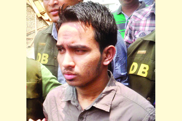 টুটুলের ঘাড়ে একাই তিন কোপ দিয়েছি