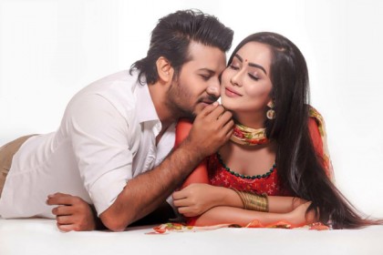 এবার নিরব-মম জুটি