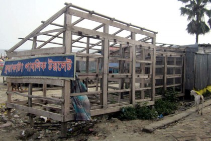 কুয়াকাটার সৈকত এলাকায় ফের স্থাপনা 