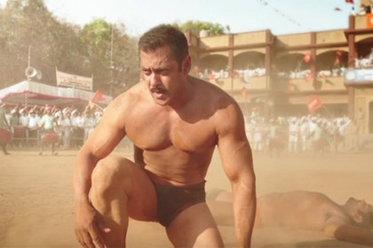 ধর্ষিতার সঙ্গে নিজেকে তুলনা করে বিতর্কে সালমান