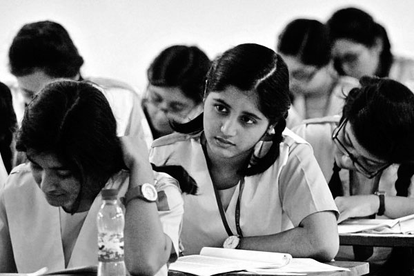 উচ্চ মাধ্যমিক শ্রেণির পড়াশোনা