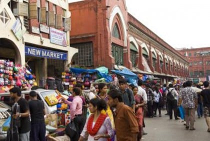 কলকাতায় ঈদের কেনাকাটায় মানুষের ঢল 