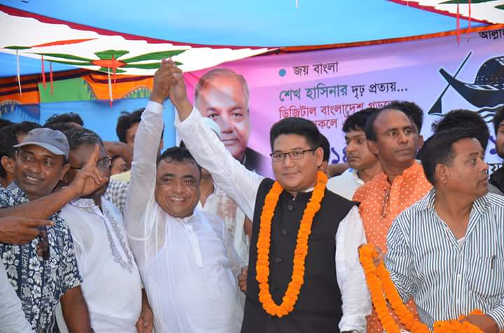 বিনা প্রতিদ্বন্দ্বিতায় বিজয়ের পথে আরেং
