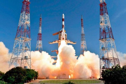 ২৬ মিনিটে ২০ উপগ্রহের সফল উৎক্ষেপণ ভারতের