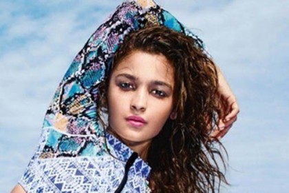আলিয়ার টার্গেট হলিউড
