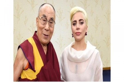 দালাই লামার সাথে বৈঠক করায় নিষিদ্ধ গাগা!