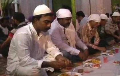 ২০ বছর ধরে রোজা রাখছে ভারতের এক হিন্দু পরিবার