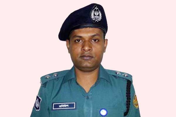 অনাগত সন্তানের মুখ দেখা হলো না এসি রবিউলের