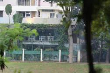 গুলশানে ঘটনাস্থল পরিদর্শন করেছেন ইতালির উপ পররাষ্ট্রমন্ত্রী