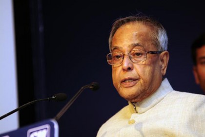 বাংলাদেশের পাশে থাকবে ভারত: প্রণব মুখার্জি
