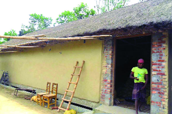 এখনো সচল দেশের প্রথম বিদ্যুিবহীন প্রাকৃতিক হিমাগার
