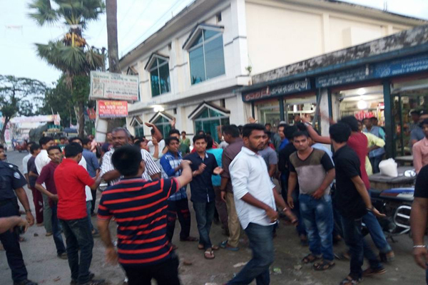 লক্ষ্মীপুরে ছাত্রলীগের দু'গ্রুপের সংঘর্ষ, আহত ৬
