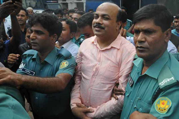 
আসলাম চৌধুরীর বিরুদ্ধে অর্থ আত্মসাতের মামলা