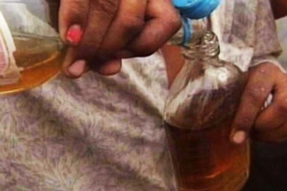 ভারতে মদ‌্যপানে ২১ জনের মৃত্যু, অনেকে অন্ধ