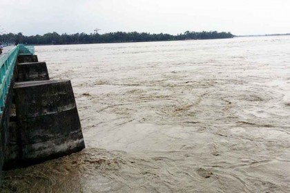 তিস্তার পানি বিপদসীমার উপরে