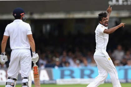 লর্ডস টেস্টে জয়ের আভাস পাচ্ছে পাকিস্তান