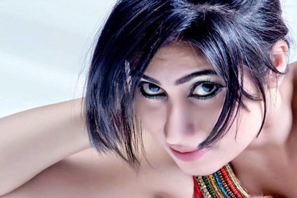 হত্যার পরই কান্দিল বালোচের দেহের ভিডিও প্রকাশ্যে (ভিডিও)