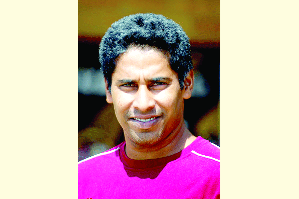 কে হচ্ছেন বোলিং কোচ