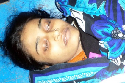 কলাপাড়ায় স্ত্রীর লাশ হাসপাতালে রেখে স্বামীর পলায়ন