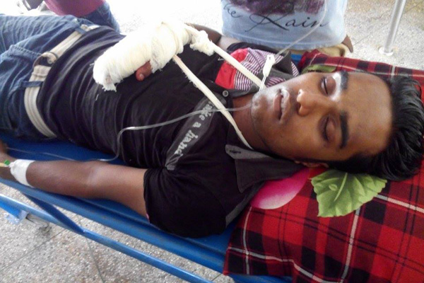মাদারীপুরে কলেজ ছাত্রকে কুপিয়ে হাতের আঙ্গুল কর্তন