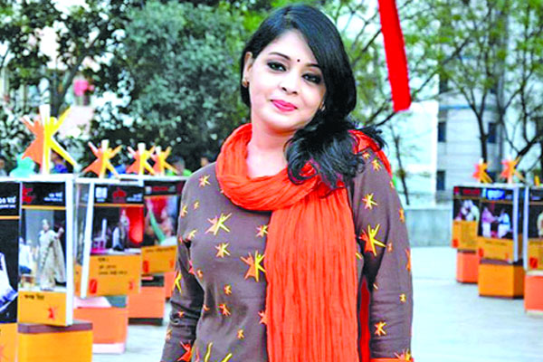 নূনা আফরোজের ‘আমি ও রবীন্দ্রনাথ’