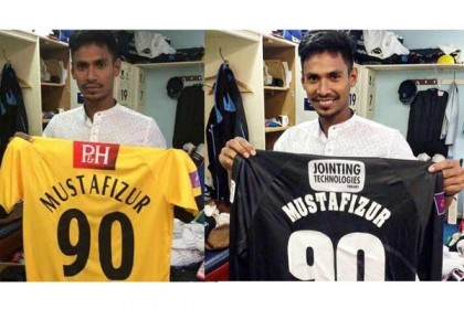 সাসেক্সের জার্সি হাতে মুস্তাফিজ