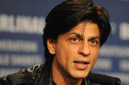 মেয়েদের প্রতি যৌন ইঙ্গিতপূর্ণ মন্তব্য, বিতর্কে শাহরুখ