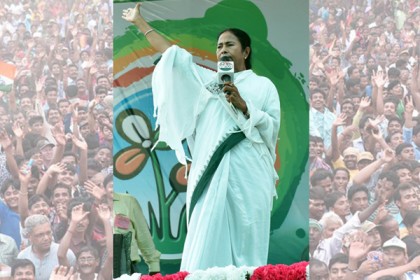 মমতার মন্ত্রিসভায় অর্ধেকই কোটিপতি!